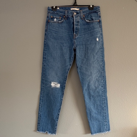 Levi's Denim - Levi's Blue Distressed Premium Ankle Jeans Women’s Size 28